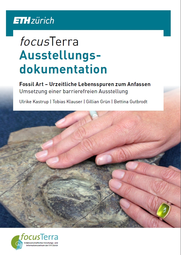 Enlarged view: Cover of the exhibition documentation 'Fossil Art'