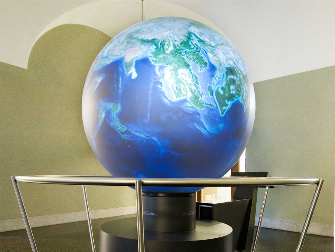 Enlarged view: Large animated globe